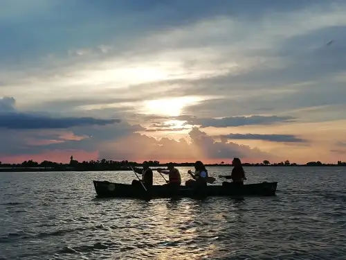 Trek & Canoa al tramonto nelle Valli
