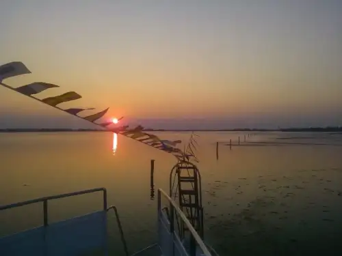  Tramonto nelle Valli con cena a bordo con la motonave Albatros
